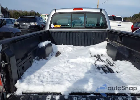 2010 Toyota Tacoma z USA, uszkodzony, nr VIN 5TENX4CN5AZ678745